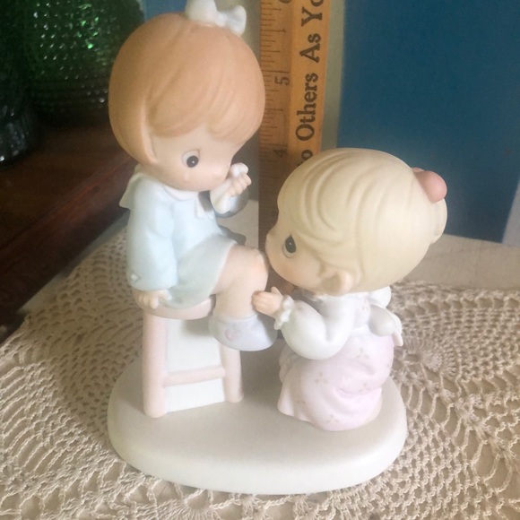 Precious Moments You Are Always There For Me FIGURINE - Picture 11 of 12